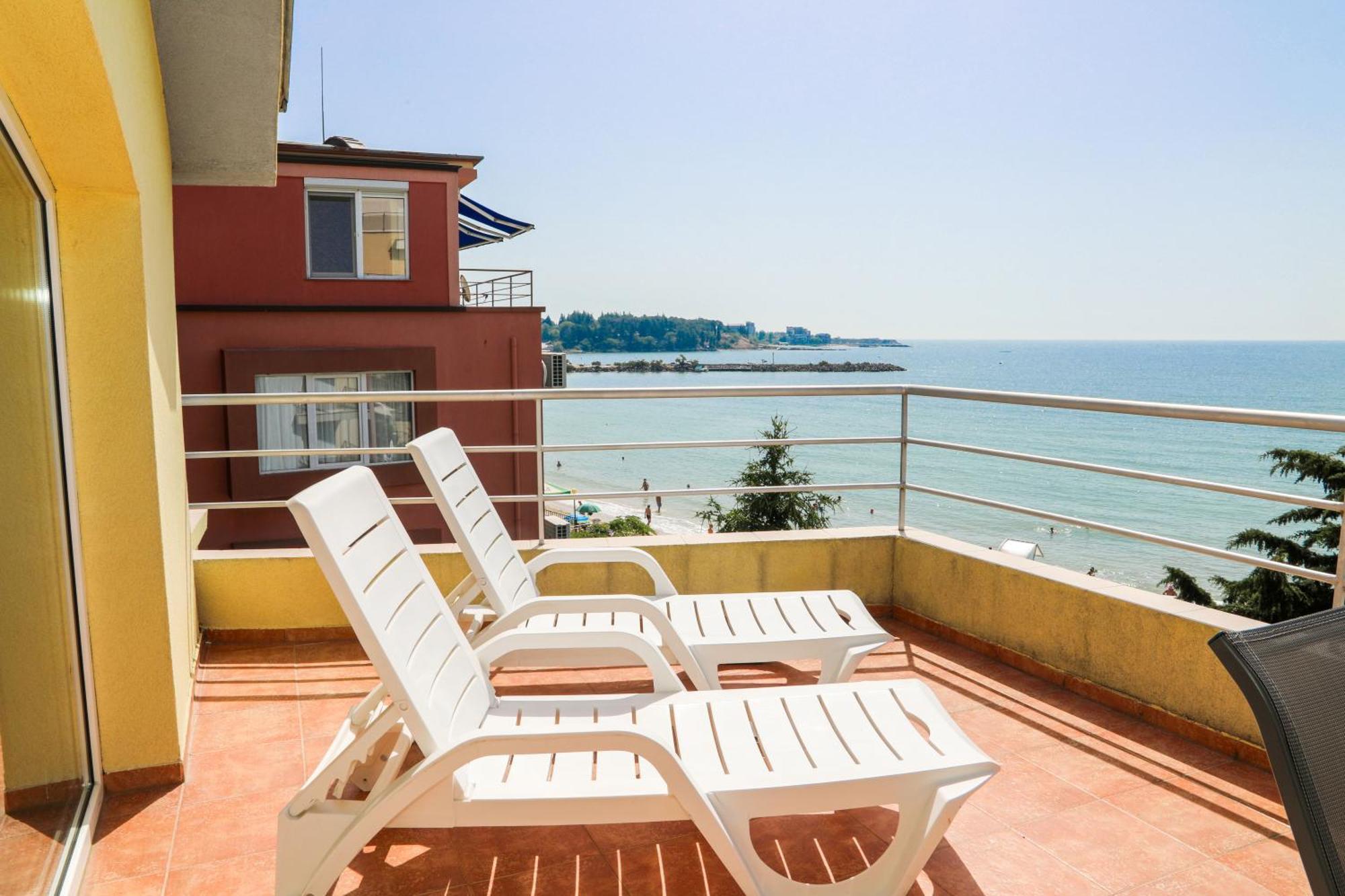 Hotel Sofia Beach เนเซบาร์ ภายนอก รูปภาพ
