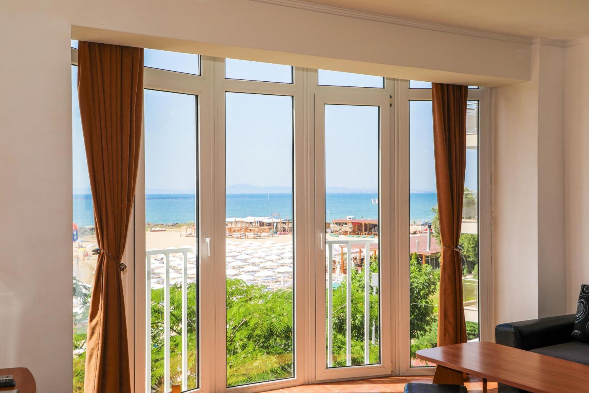Hotel Sofia Beach เนเซบาร์ ภายนอก รูปภาพ