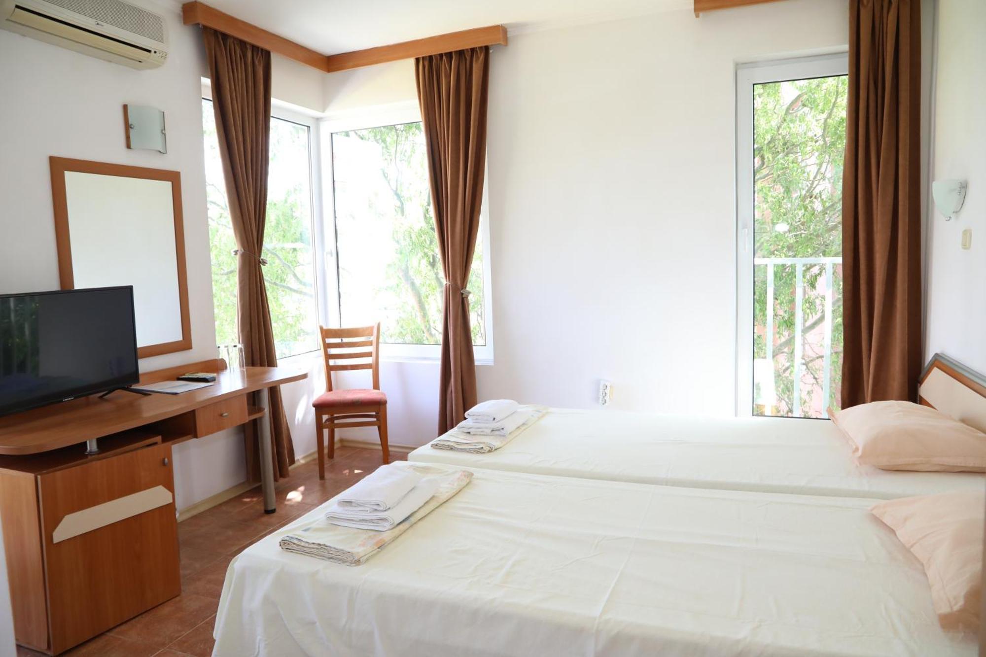 Hotel Sofia Beach เนเซบาร์ ภายนอก รูปภาพ