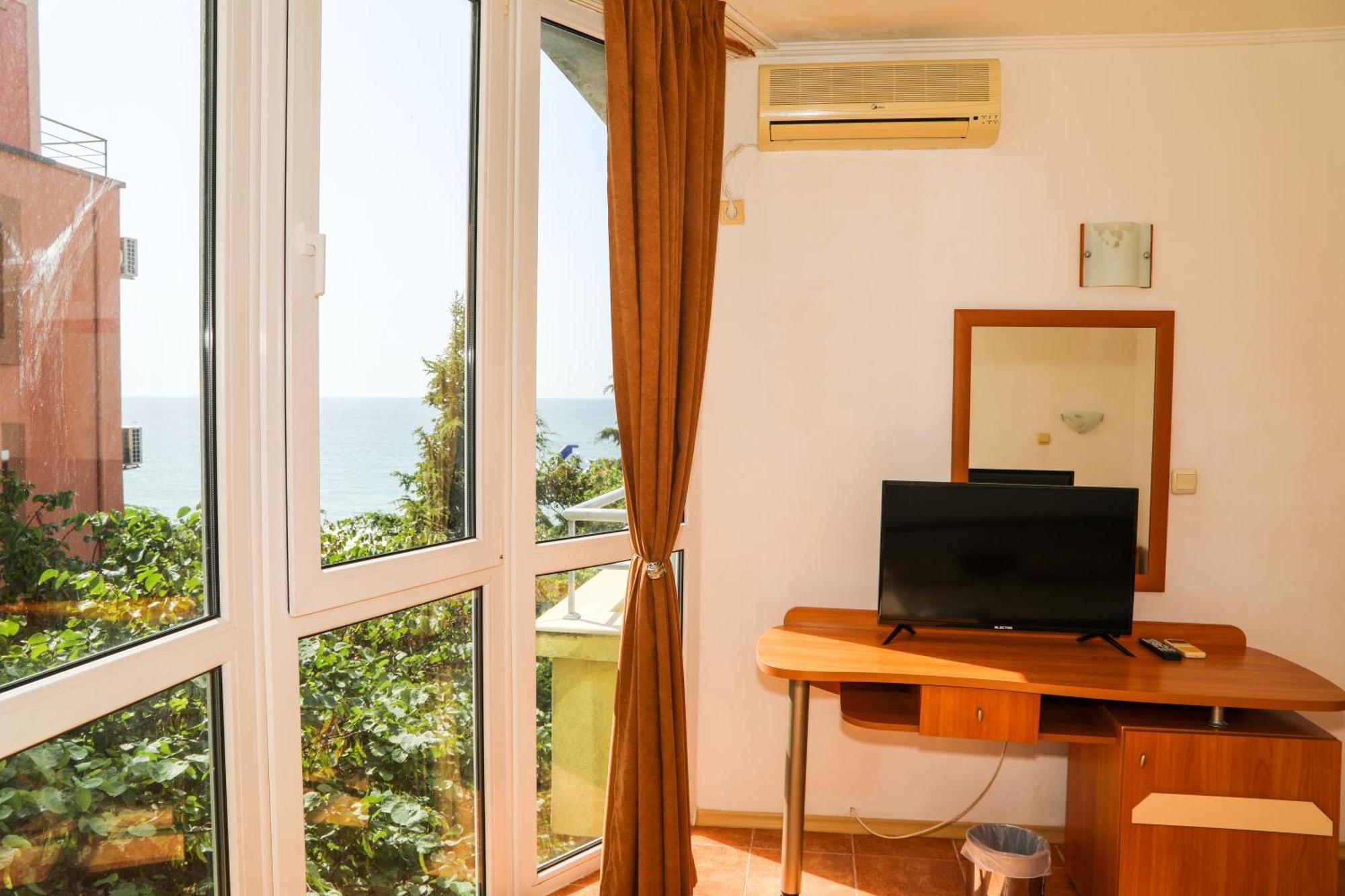 Hotel Sofia Beach เนเซบาร์ ภายนอก รูปภาพ