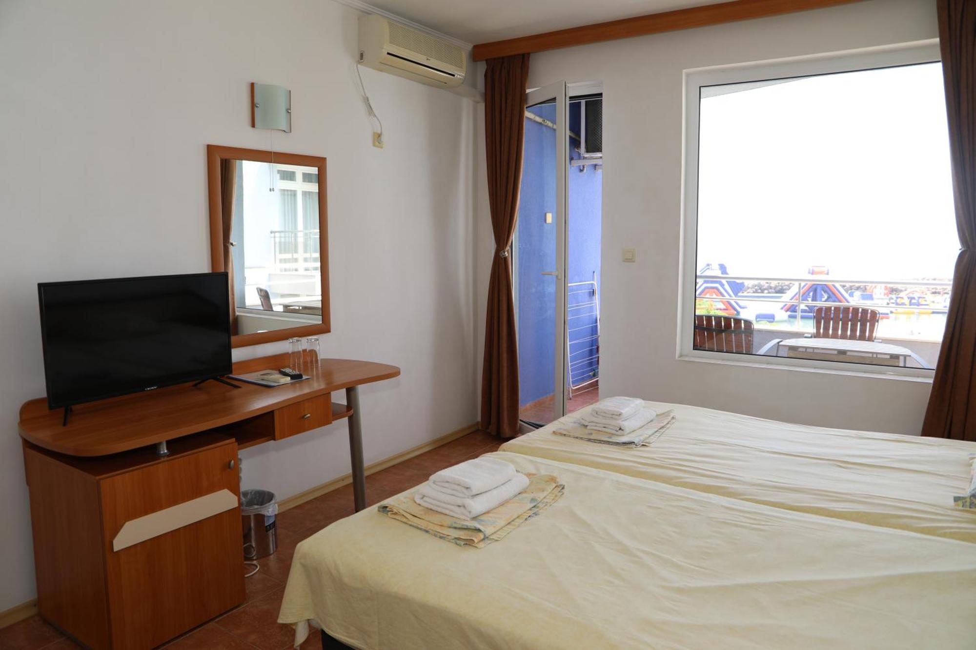 Hotel Sofia Beach เนเซบาร์ ภายนอก รูปภาพ