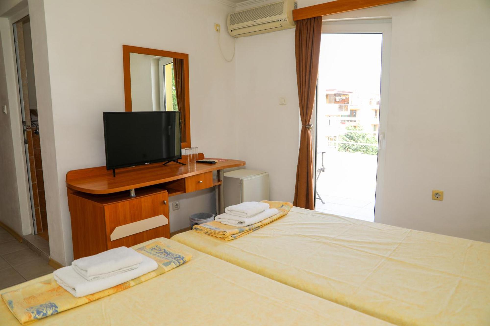 Hotel Sofia Beach เนเซบาร์ ภายนอก รูปภาพ